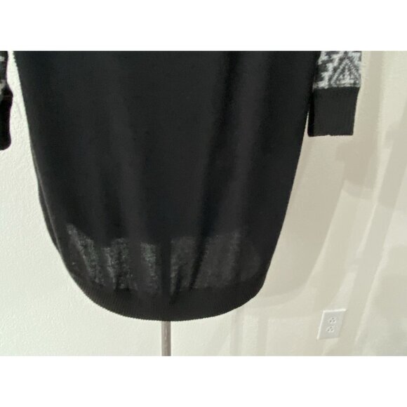 Maurices Womens Medium Sweater Black With Geometric Design On 3/4 Sleeves - Picture 10 of 10